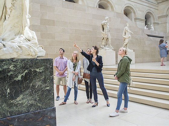 Paris in a Day Tour with the Louvre