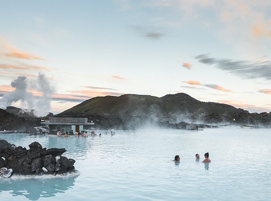 Reykjanes Peninsula Day Trip from Reykjavik with Lava Tunnel and Blue Lagoon Premium Entry