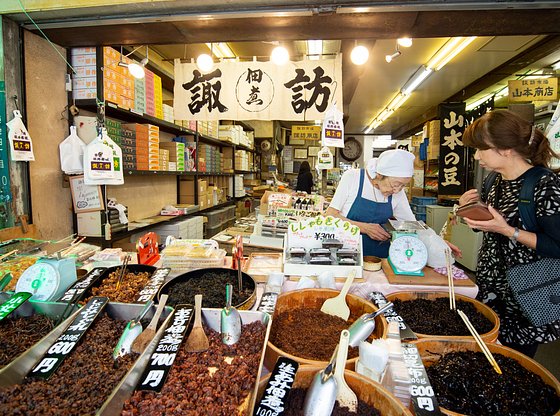 Tokyo Food Tour: Savoring Tsukiji Outer Market