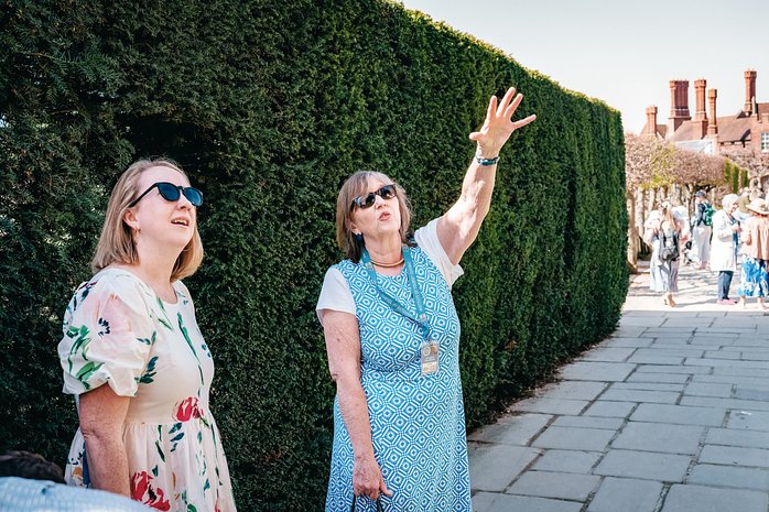 Secrets of the Tudors Tour: Power, Queens, and Court Life at Hampton Court Palace