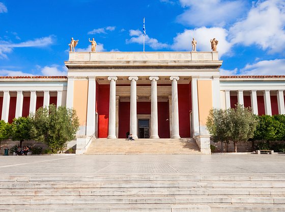 Athens Teens Tour: From Gods to Superheroes