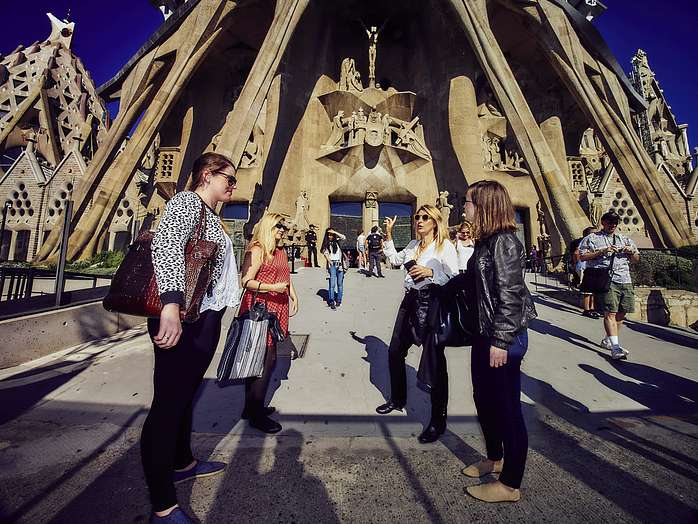 Full-Day Gaudí Tour with Park Güell and Sagrada Familia Skip-the-Line Tickets