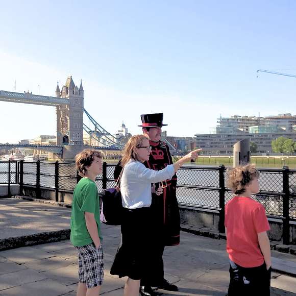 tower of london kids tour