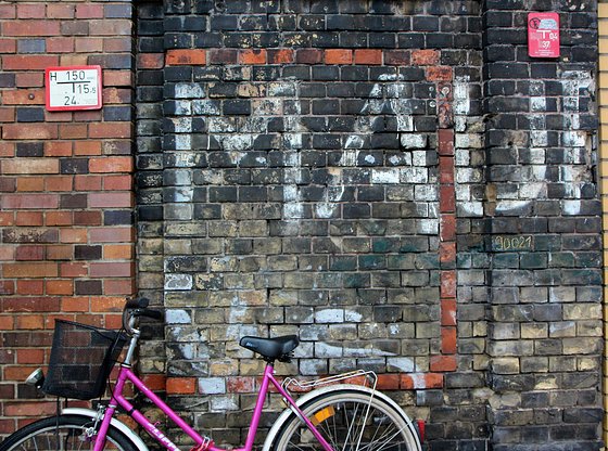 Berlin Wall Biking Tour