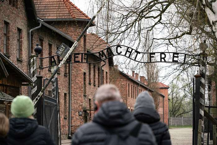 Auschwitz-Birkenau Tour from Krakow