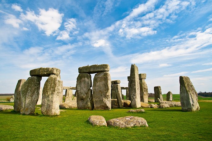 Full-Day Stonehenge and Bath Day Trip from London with Skip-the-Line Tickets