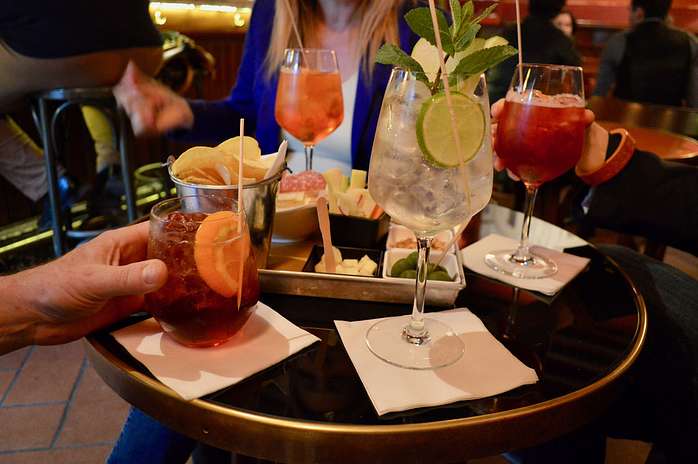 Milan Food Tour: Aperitivo in Navigli