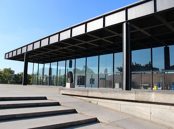 Berlin Architecture Tour: From Bauhaus to Futurism