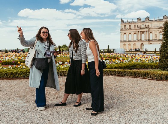 Express Versailles Tour: Palace & Garden Highlights