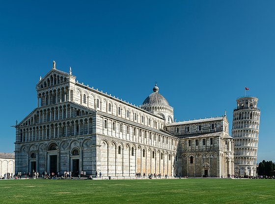 Full-Day Lucca and Pisa Day Trip from Florence